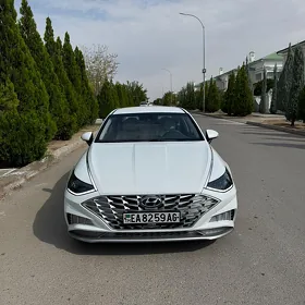 Hyundai Sonata 2022