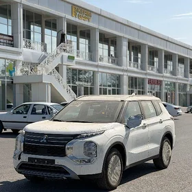 Mitsubishi Outlander 2026
