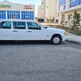 Mercedes-Benz C280 1992