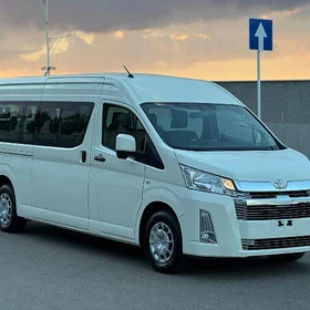 Toyota Hiace 2025