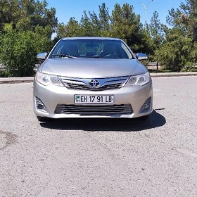 Toyota Camry 2013