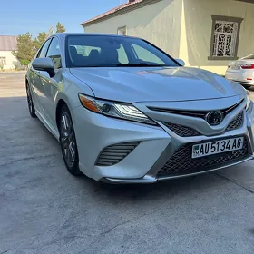 Toyota Camry 2020