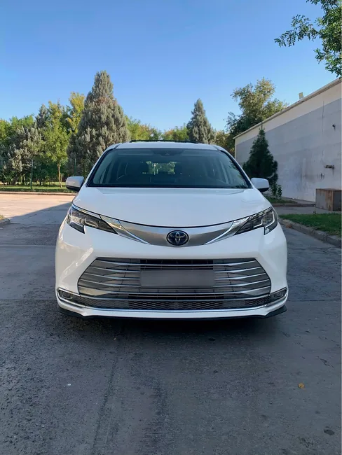 Toyota Sienna 2021 - 1