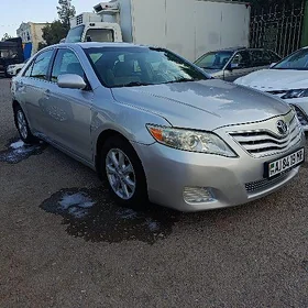 Toyota Camry 2010