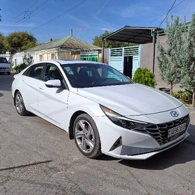 Hyundai Elantra 2021
