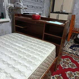 spalny krawat