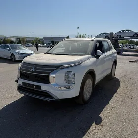 Mitsubishi Outlander 2026