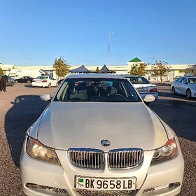 BMW 330 2005