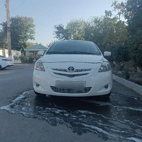 Toyota Yaris 2006