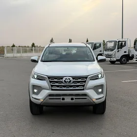 Toyota Fortuner 2025