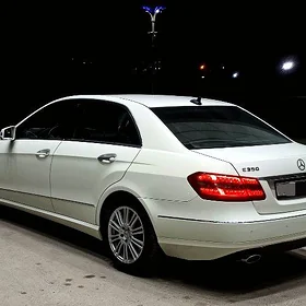 Mercedes-Benz W212 2010