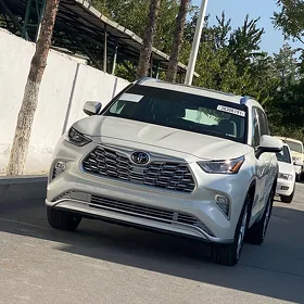 Toyota Highlander 2020