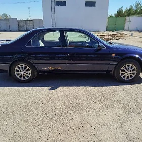 Toyota Camry 2000