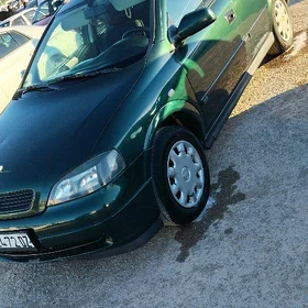 Opel Astra 2000