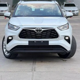 Toyota Highlander 2020