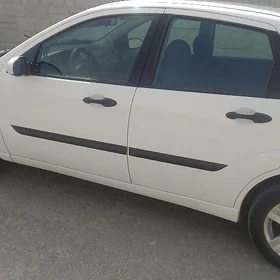Ford Focus 2000