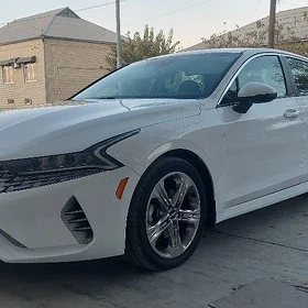 Kia K5 2021