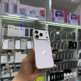 iPhone 17 pro. 100%