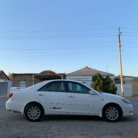 Toyota Camry 2005