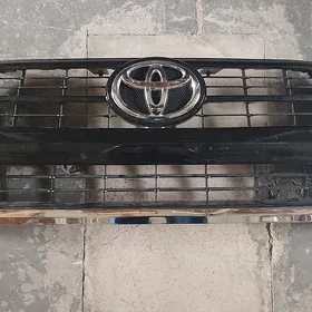 Toyota Hilux obliswka
