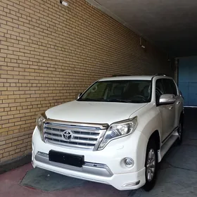 Toyota Land Cruiser Prado 2011