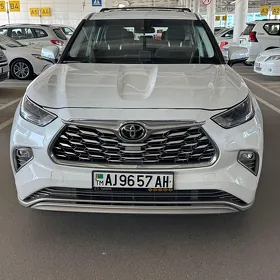 Toyota Highlander 2024