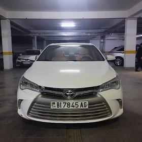 Toyota Camry 2016