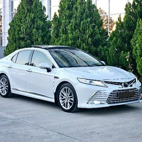 Toyota Camry 2022