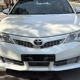 Toyota Camry 2013