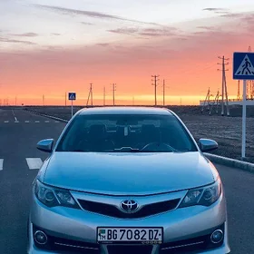 Toyota Camry 2013
