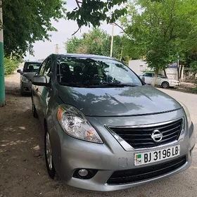 Nissan Versa 2014