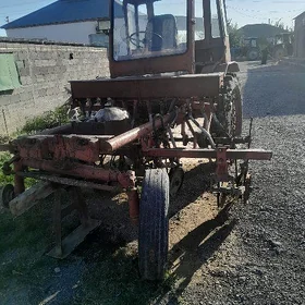 MTZ T-28 1987