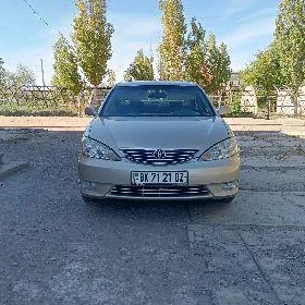 Toyota Camry 2004