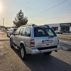 Nissan Pathfinder 2002