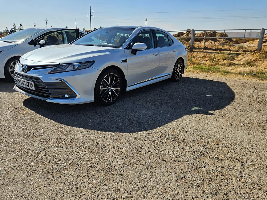 Toyota Camry 2021 - 1