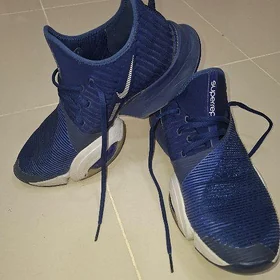 Кроссовки Nike в оригиле