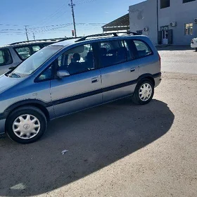 Opel Zafira 1999