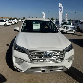 Toyota Fortuner 2026