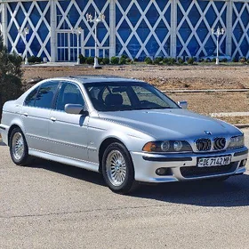 BMW E39 2003