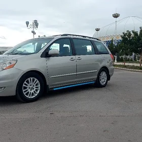 Toyota Sienna 2008