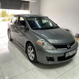 Nissan Versa 2010