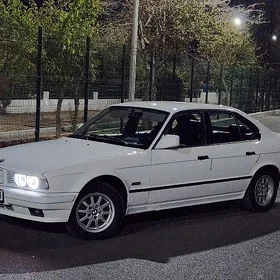 BMW 525 1990