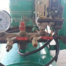 KOMPRESSOR 100 LT
