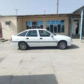 Opel Vectra 1992