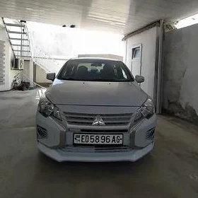 Mitsubishi Attrage 2021