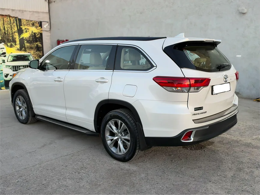 Toyota Highlander 2018 - 1