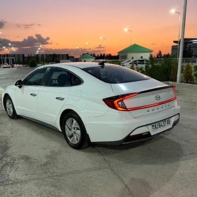 Hyundai Sonata 2020