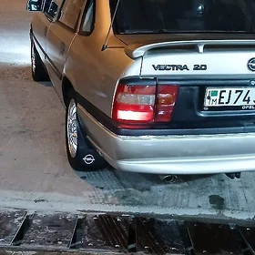 Opel Vectra 1989