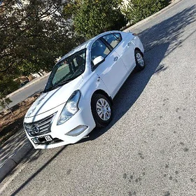 Nissan Sunny 2023