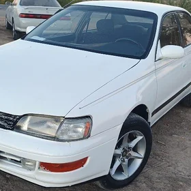 Toyota Corona 1993